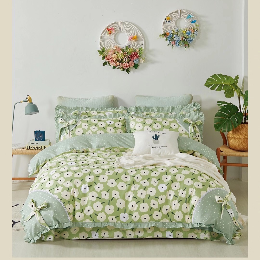 The Korean-style bow 4-piece set of bedding is the first new product for street stalls and foreign trade