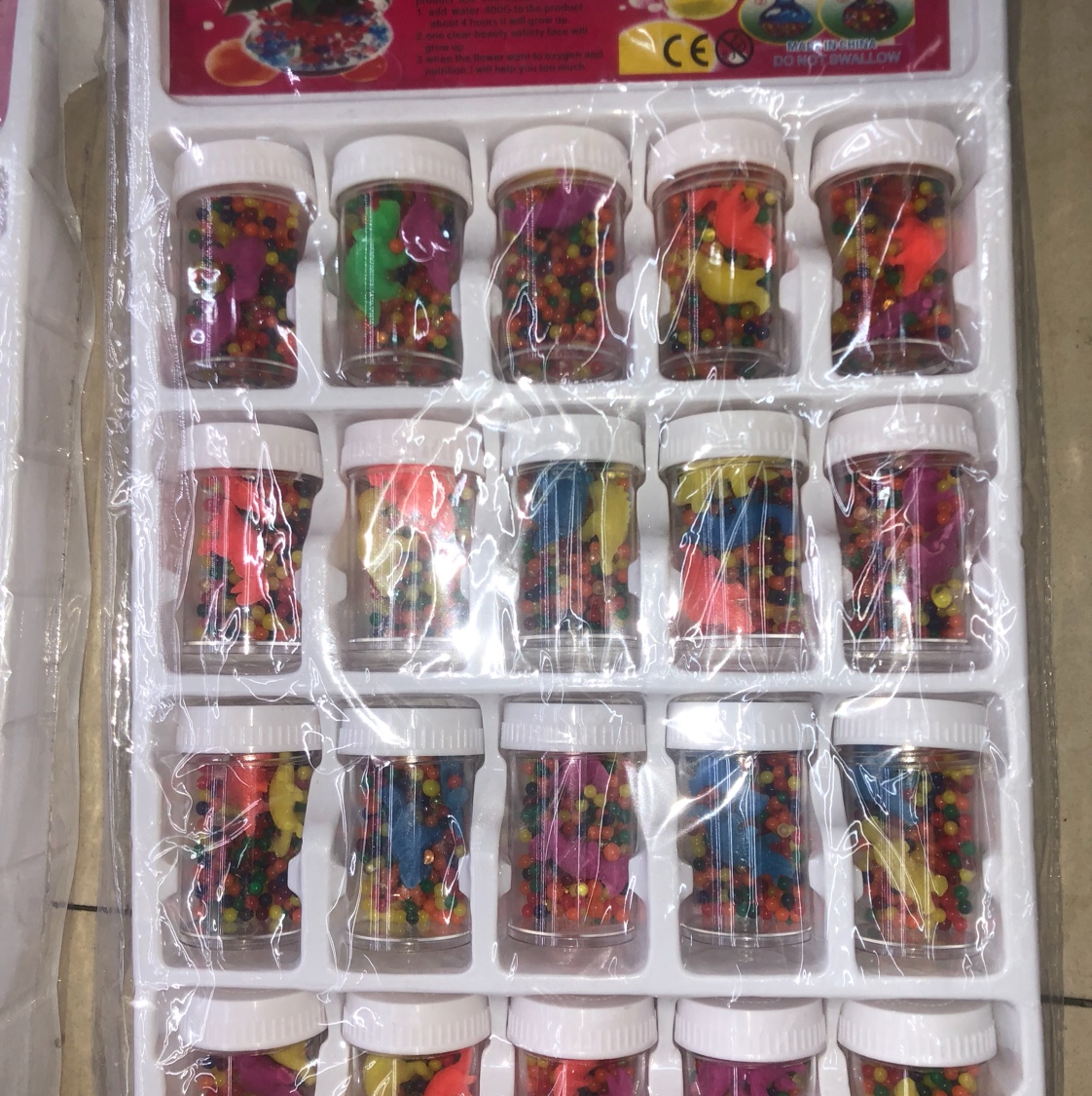 瓶盖珠子加小恐龙