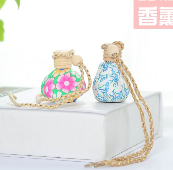 Deodorizing car perfume, wall-mounted perfume, car aromatherapy essential oil Specification image