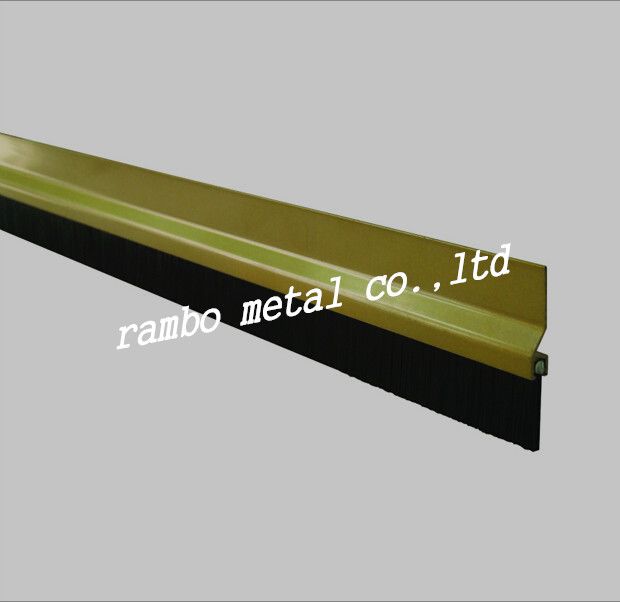 DOOR BOTTOM SEAL
