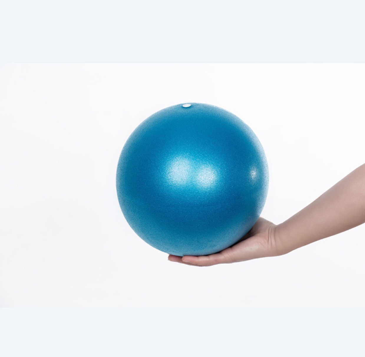 Environmental protection thickening explosion-proof tube ball Pilates ball children's ball 25CM balance fitness ball gymnastics ball thumbnail