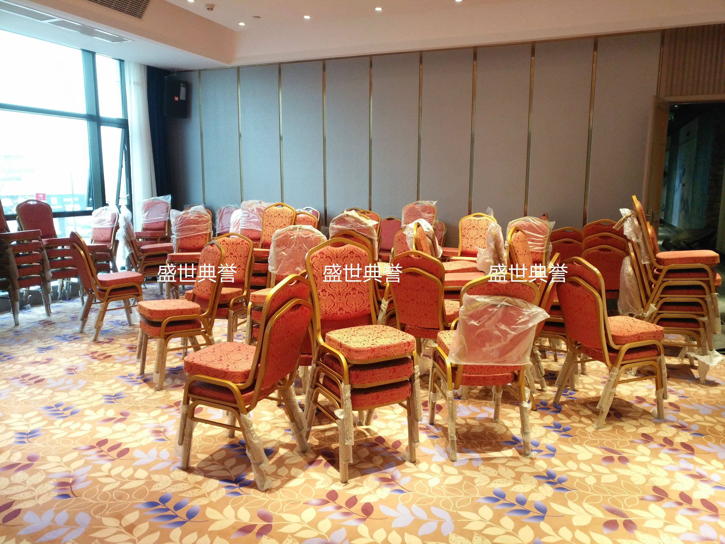 上海酒店餐厅宴会餐桌椅饭店酒席桌椅会议室折叠钢椅金属酒店椅详情图11