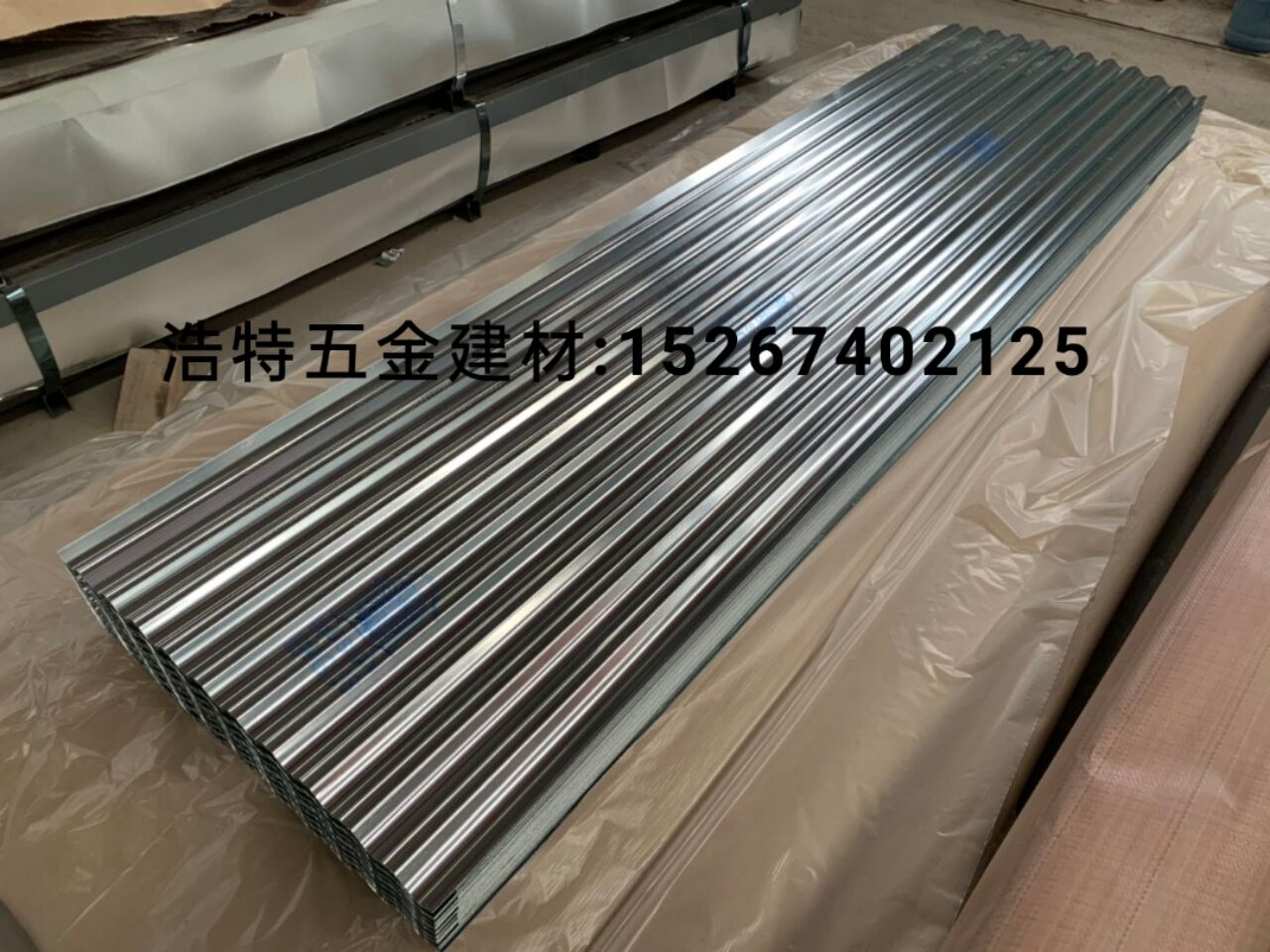 Factory direct sales of color steel tiles, iron sheet tiles, roof tiles, galvanized tiles, corrugated plates, color steel coils, galvanized coils. Specialized production and export to Africa. 6. In stock pic 1