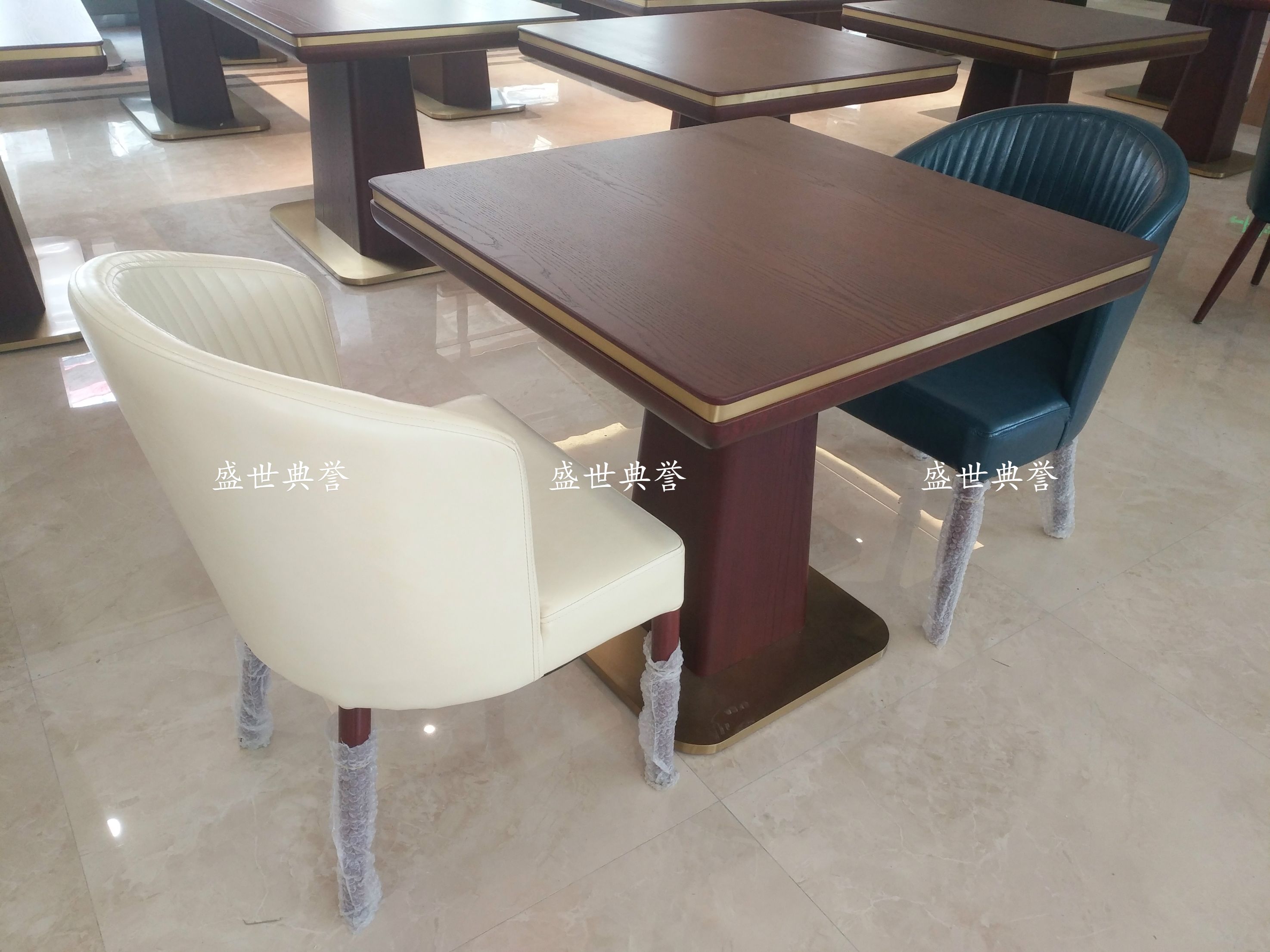 上海五星级宾馆西餐厅桌椅精品酒店度假酒店国际酒店早餐桌椅定做详情图3
