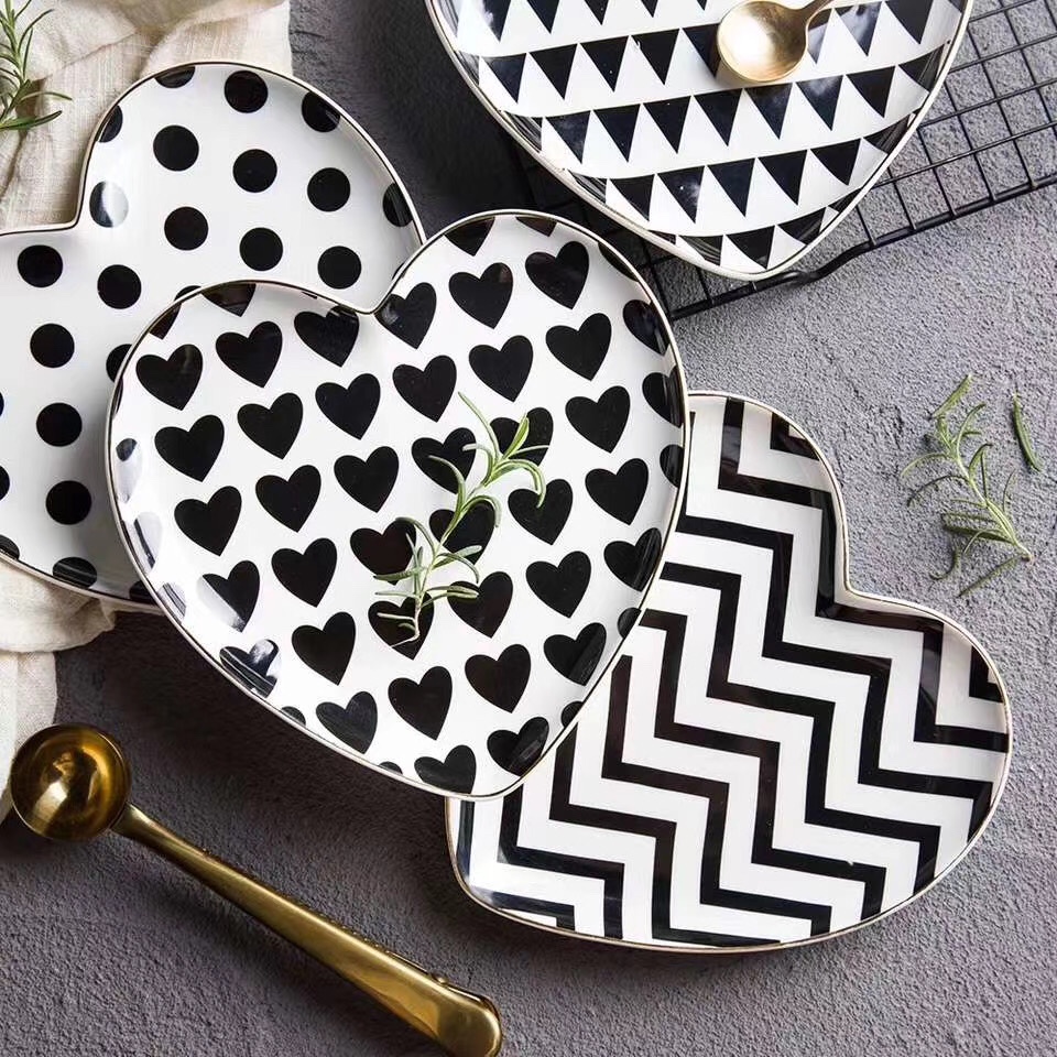 Ceramic handicrafts Bin Yaohe This series of ceramic tableware heart-shaped plates 122