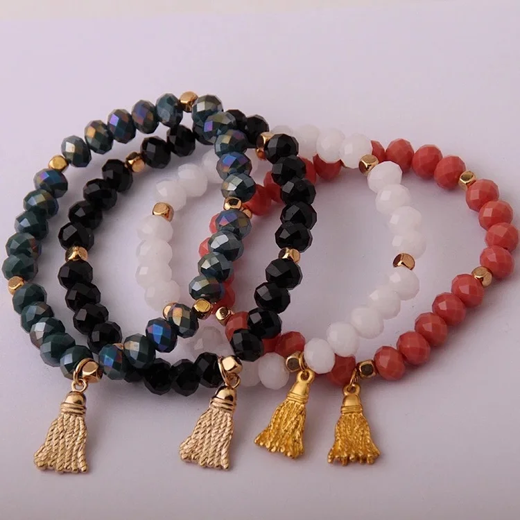 Pendant bracelet