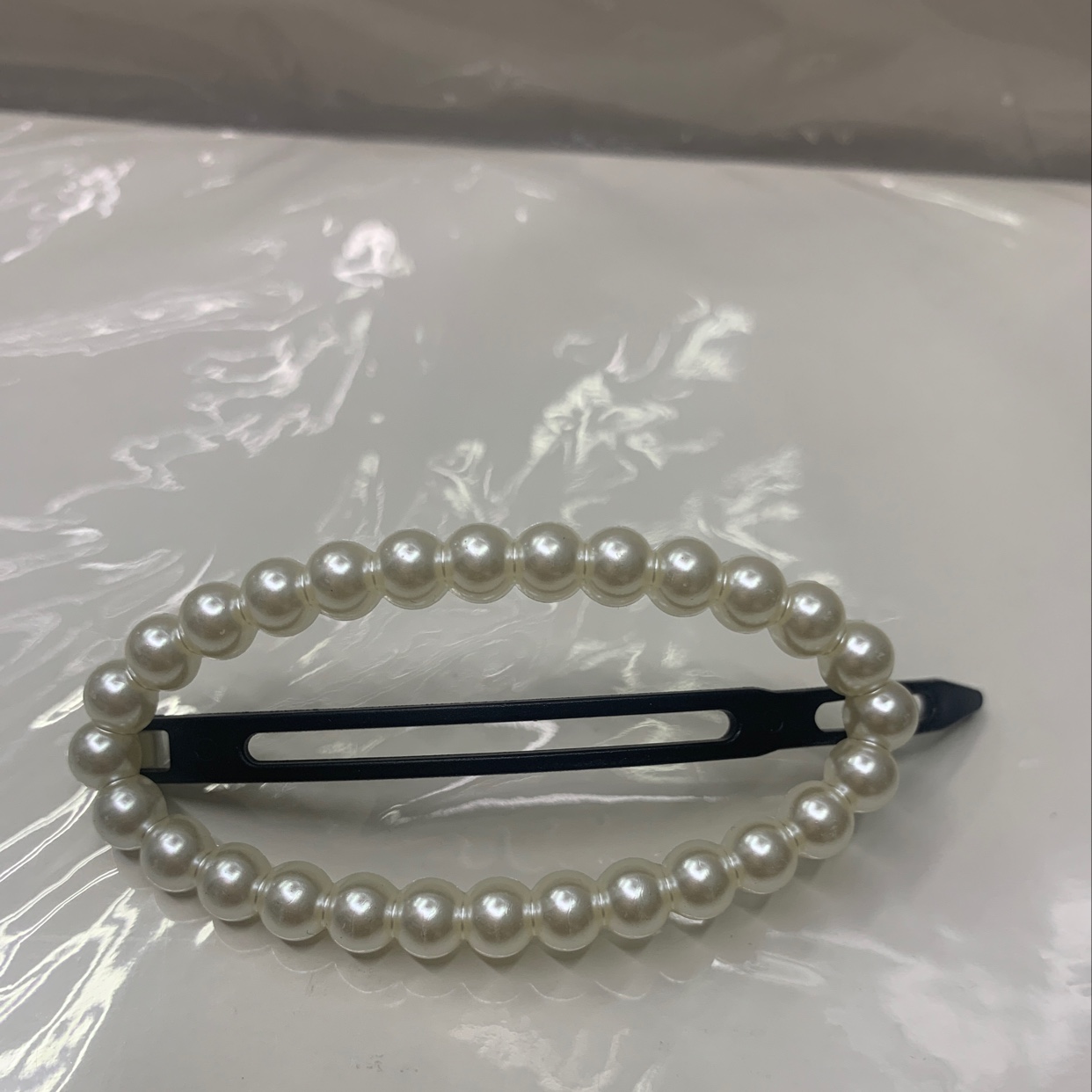 Round straight clip