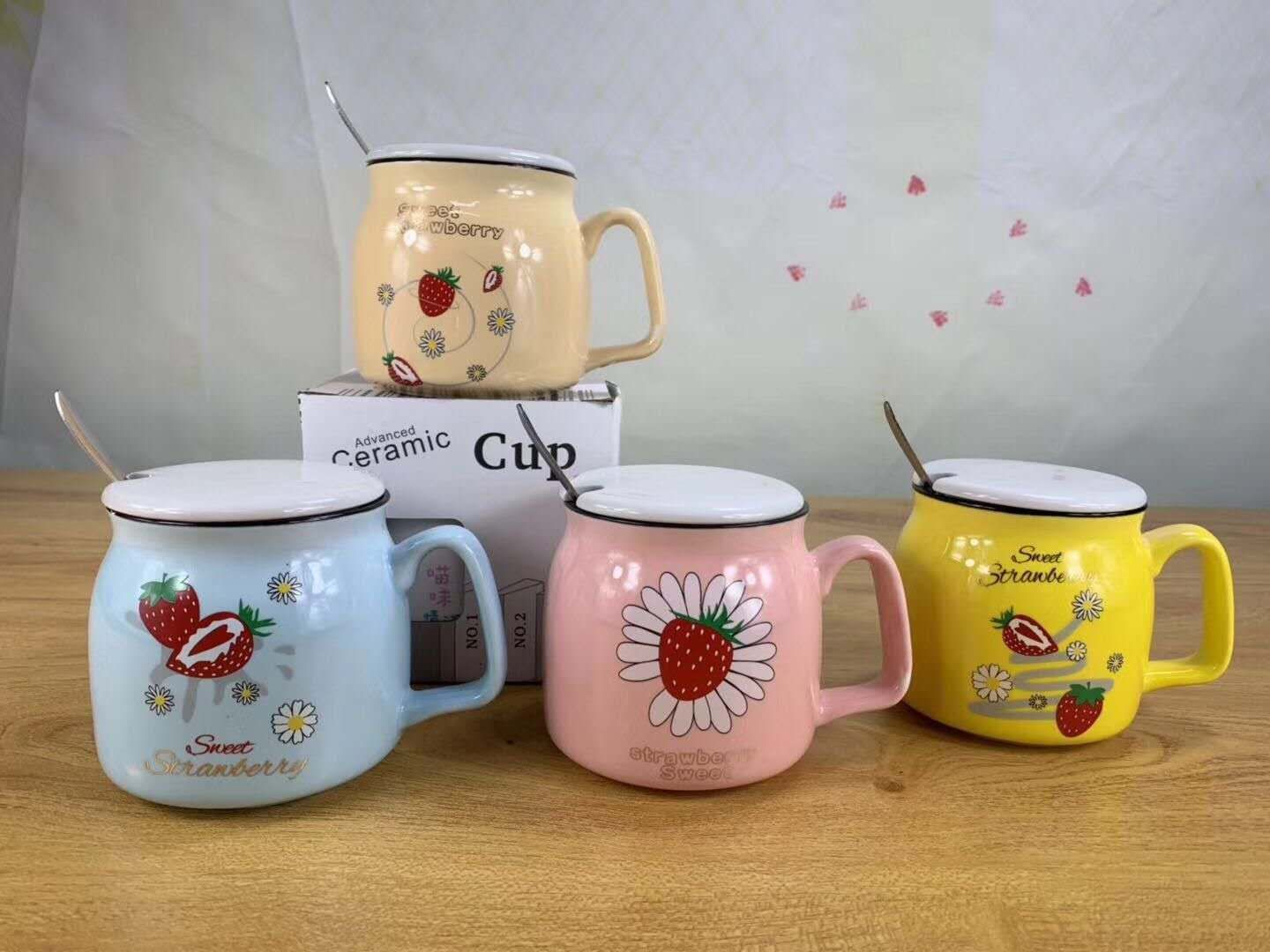 Creative cup with lid details Picture