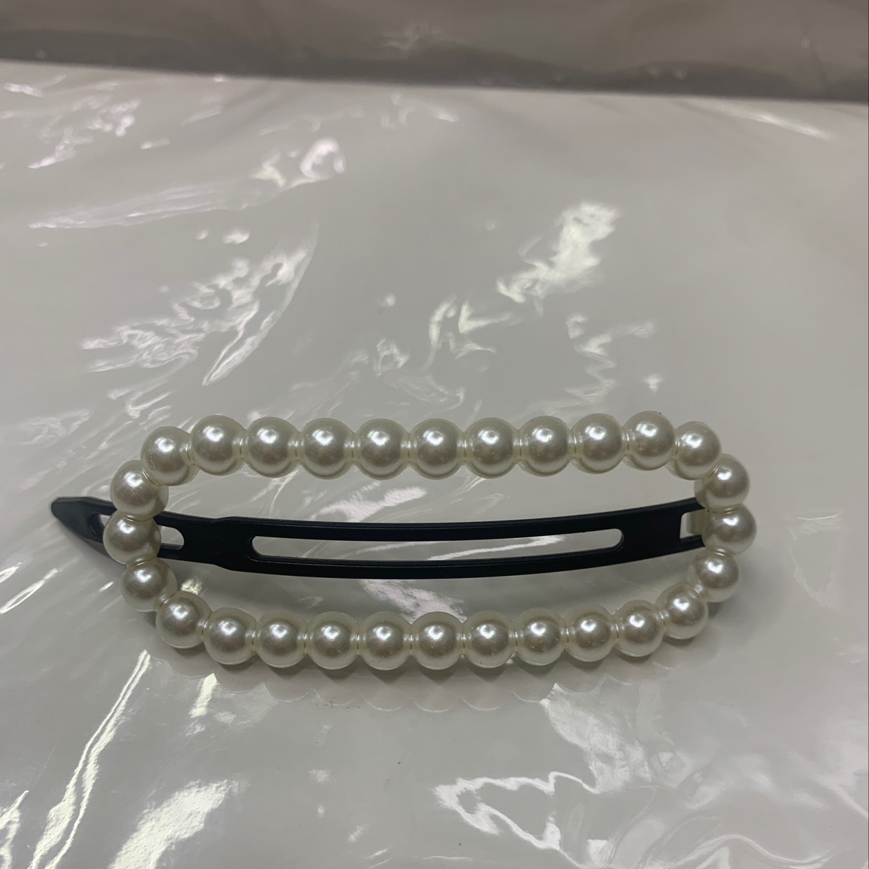 Oval flat clip
