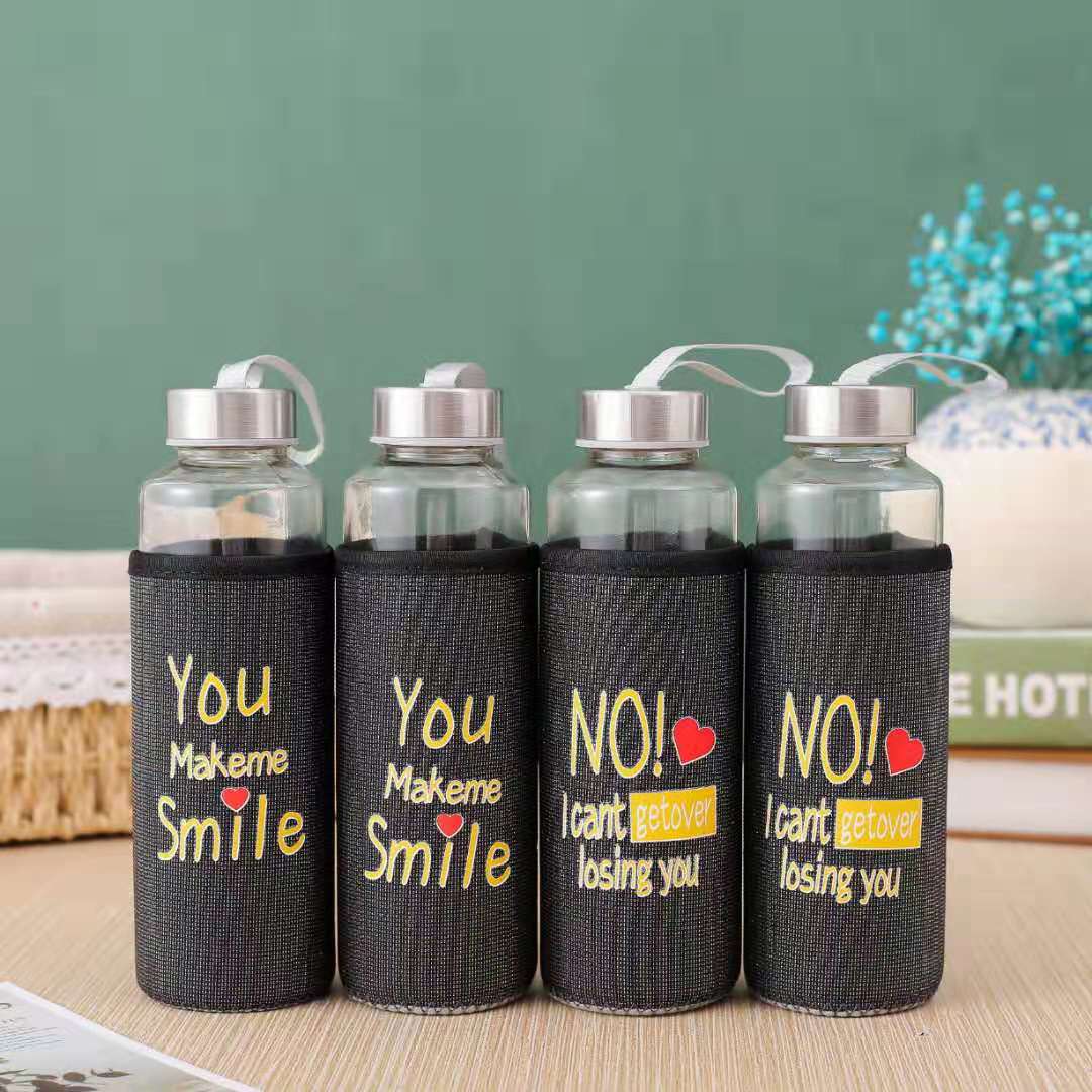 New denim glass cup, portable single-layer water cup, simple transparent covered tea cup, heat-insulating and anti-drop glass cup Application Scenario