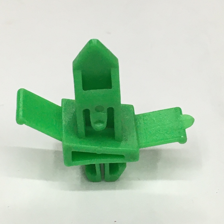 供应各种型号汽车卡扣