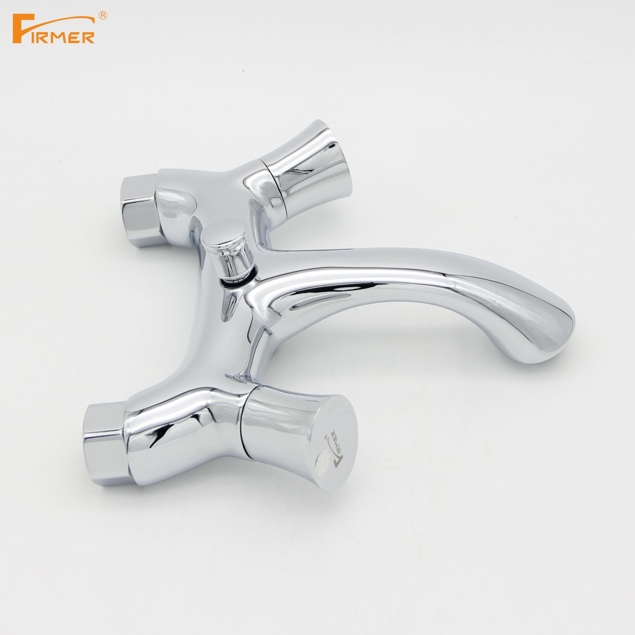 The FIRMER shower faucet and bathtub faucet from Yilinuo are all copper with a wall-mounted bottom water outlet for both hot and cold water Specification image