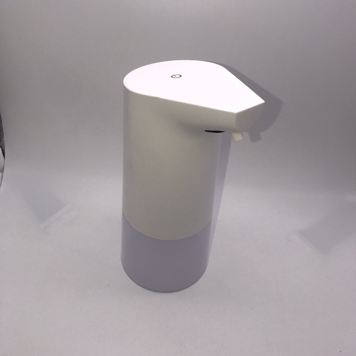 New type of induction soap dispenser