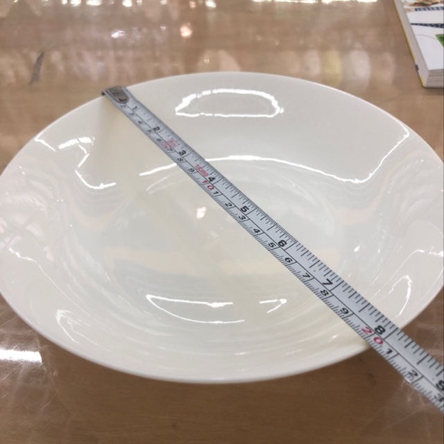 8-inch monthly CD! Ceramic plates, bowls and spoons! Special offer, stock, 70 pieces per box! The price per box details Picture