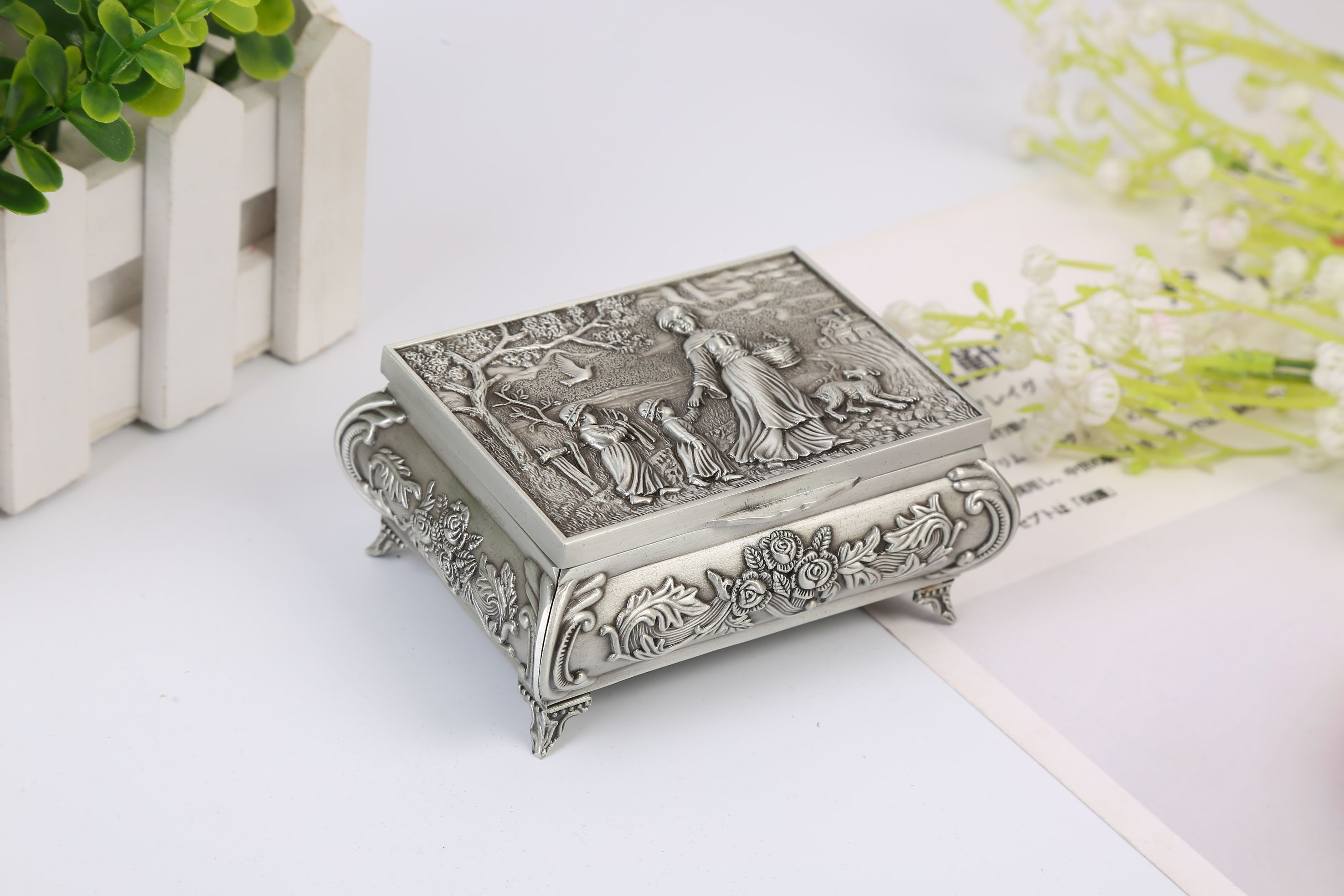 俄罗斯合金首饰盒 欧式复古仿古典小号珠宝饰品盒 戒指耳环收纳盒详情图3