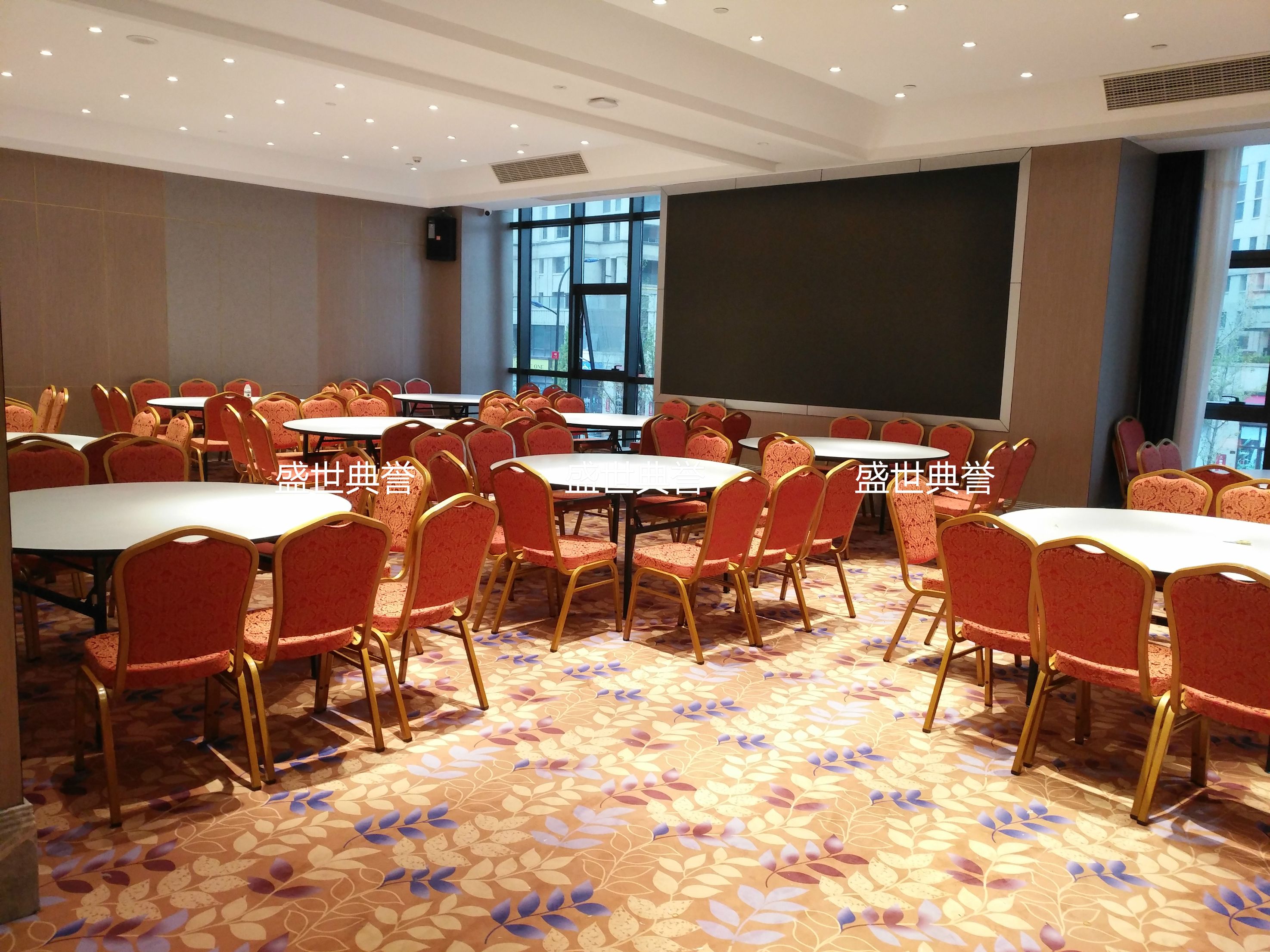 上海酒店餐厅宴会餐桌椅饭店酒席桌椅会议室折叠钢椅金属酒店椅详情图5