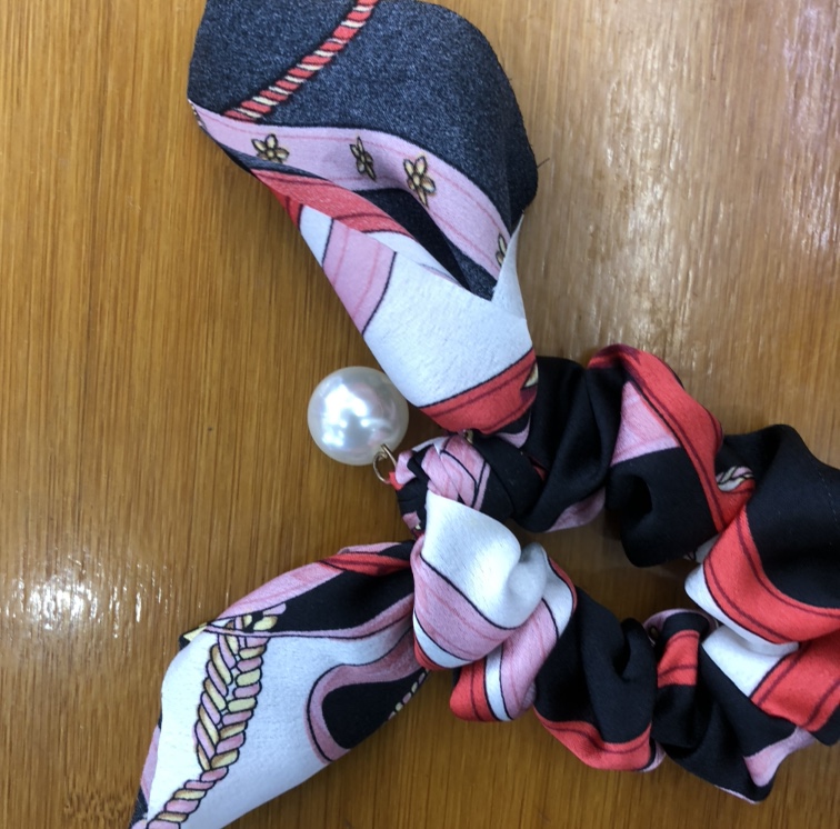 Chiffon chain bow with pearl large intestine ring Hong Kong Chen jewelry