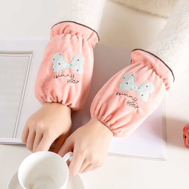 Cartoon Embroidery Cuff Short undefined