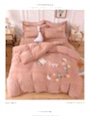 The 4-piece set of warm bedding with milk velvet embroidery is in full bloom Item Picture