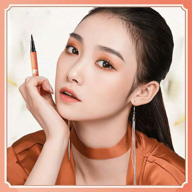 Genuine Flamingo national trend eyeliner liquid pen is waterproof, sweat-proof, does not easily smudge, does not fade for a long time, and ensures smooth eyeliner for beginners