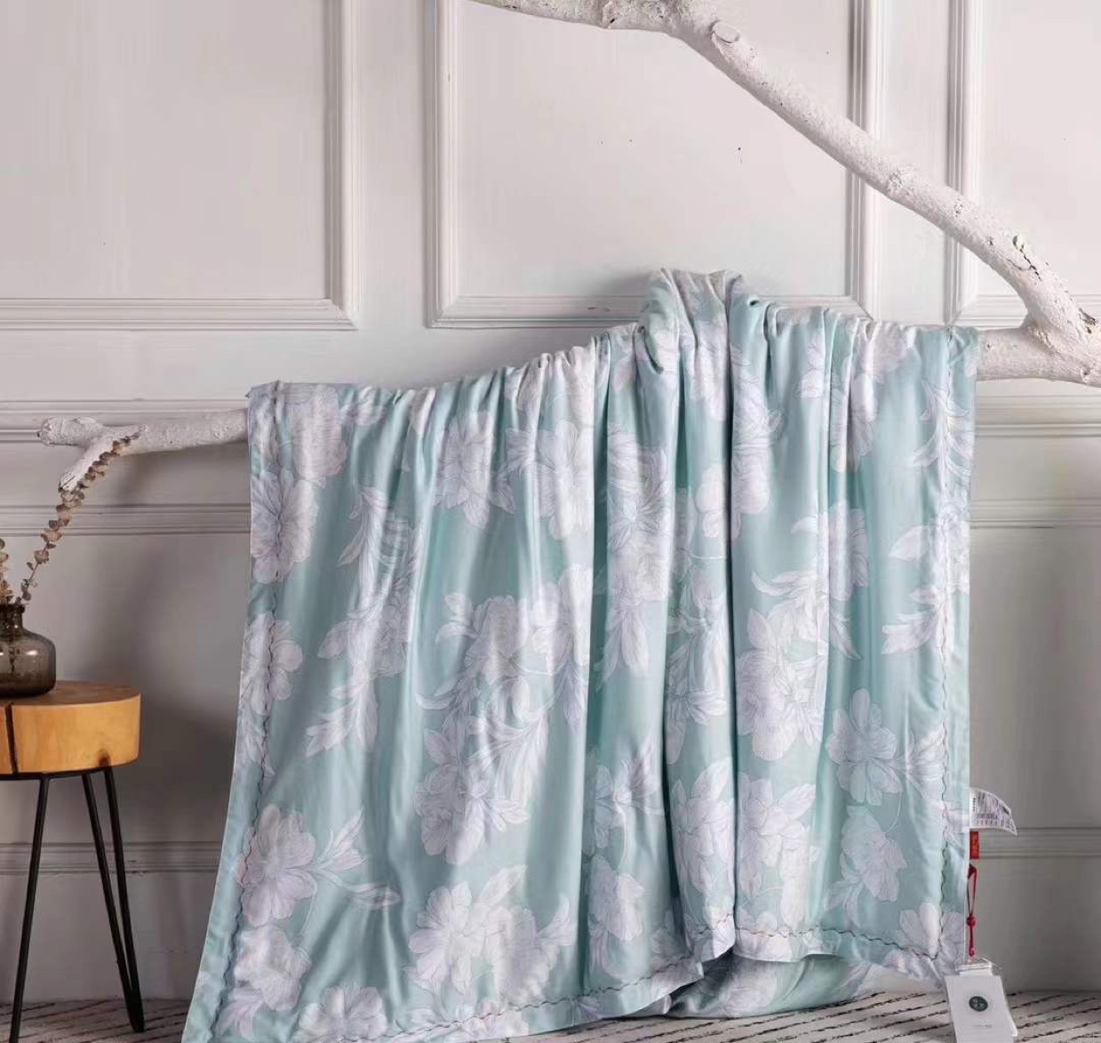 Summer Quilt Application Scenario