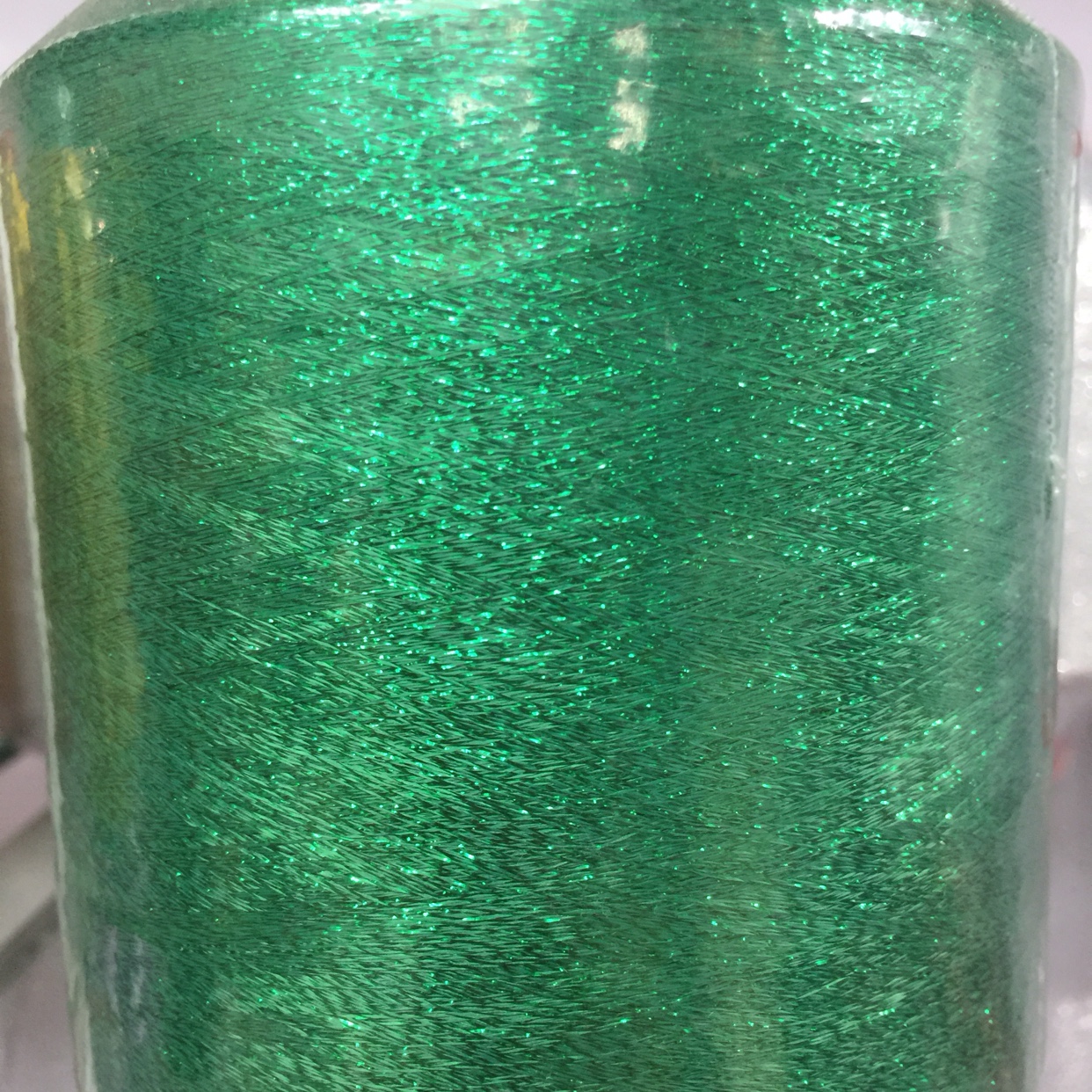 Extra fine gold and silver nylon and polyester, single package, double package, embroidery thread, uses (stockings, underwear, gloves, scarves, hats, wool yarn, headbands, etc.) 47 grass green