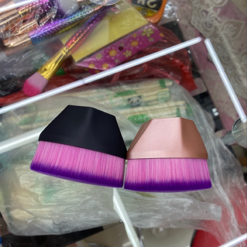 Douyin best-selling single makeup brush, blush brush, hairdressing brush, loose powder brush, factory direct sales Application Scenario