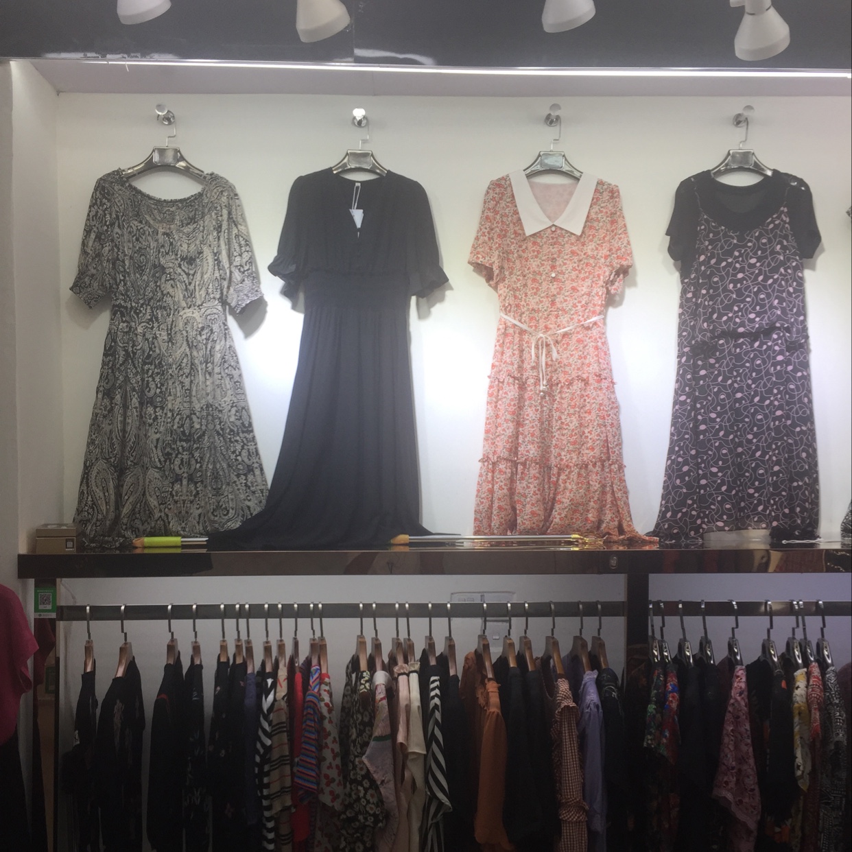 Ai Anqi describe pic - 4