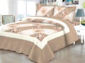 Three-piece set of color-blocked bed covers Application Scenario