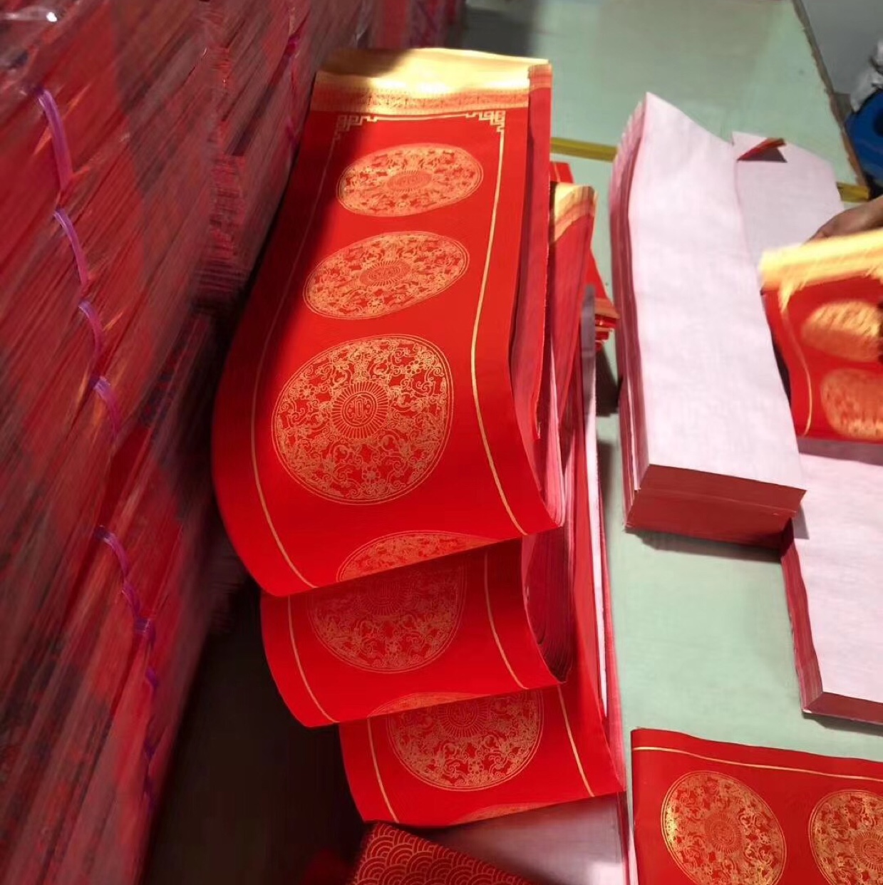 Customized handwritten Xuan paper gift advertisement couplet "Fu" character red envelope gift package 127