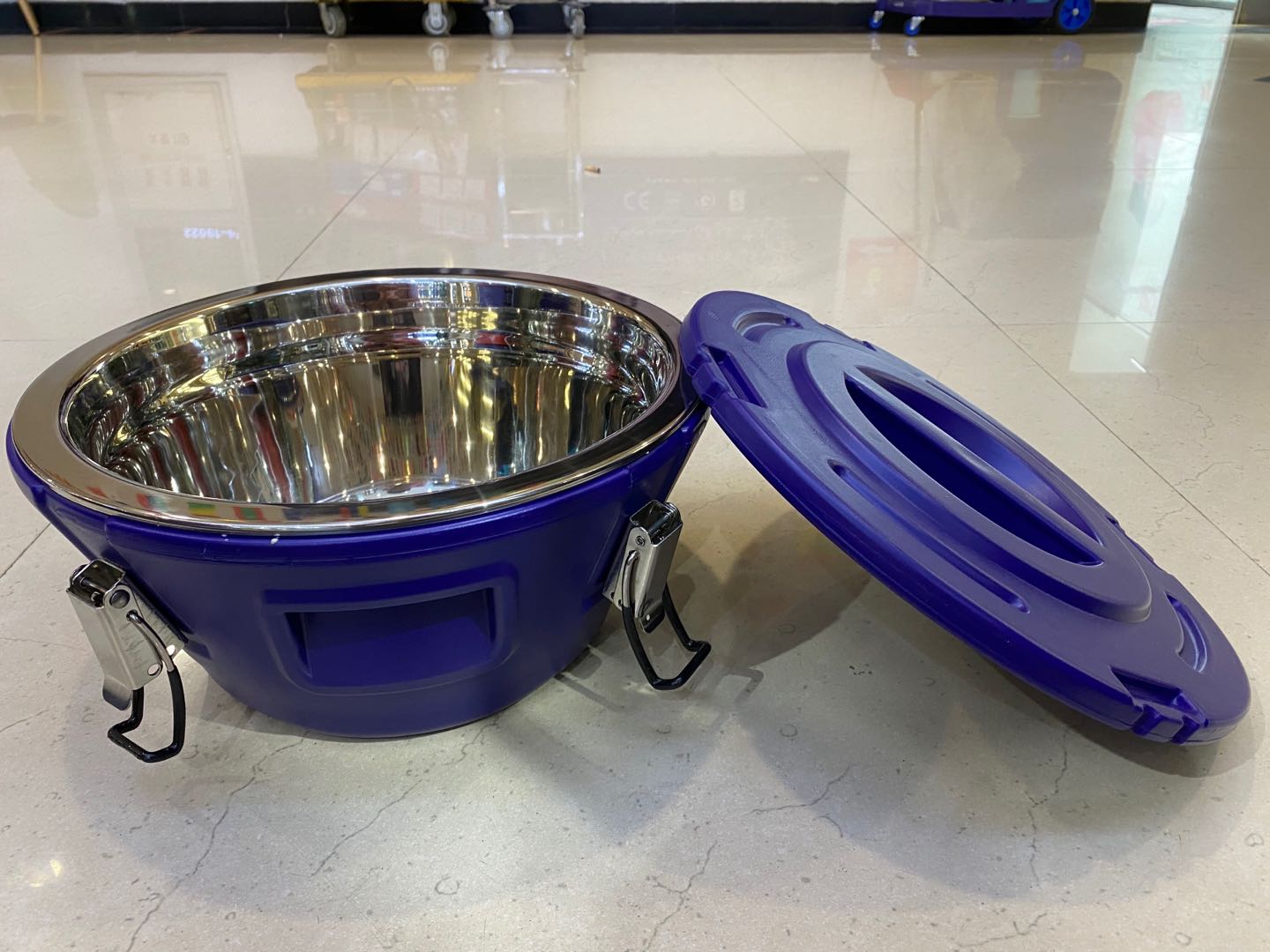 Stainless steel insulated buckets 15L, 26L, 36L rice porridge buckets, large-capacity soy milk buckets Application Scenario