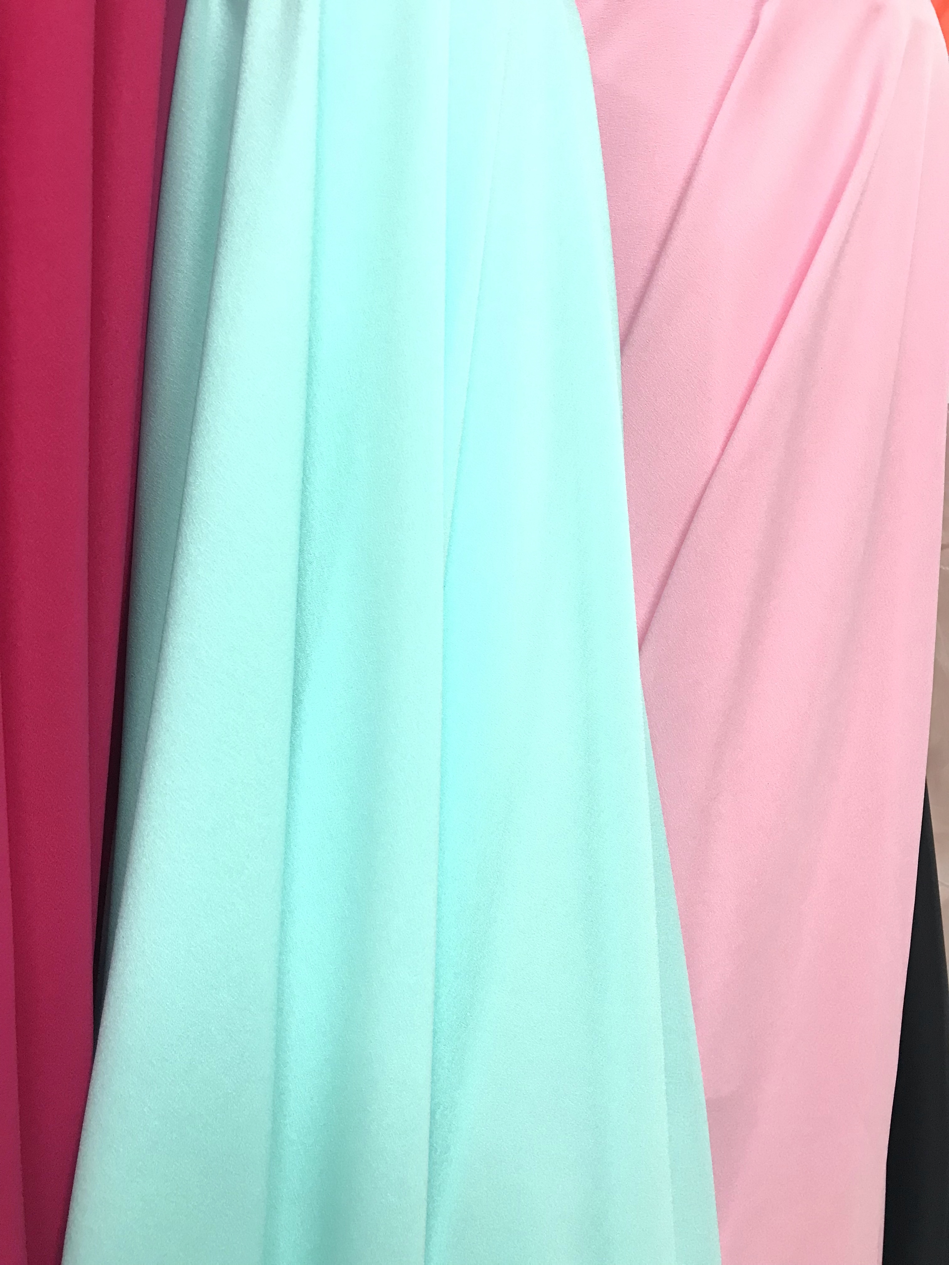 Moon-white shallow water Lanomie crepe four-sided elastic Hanfu and hair accessory fabric Specification image