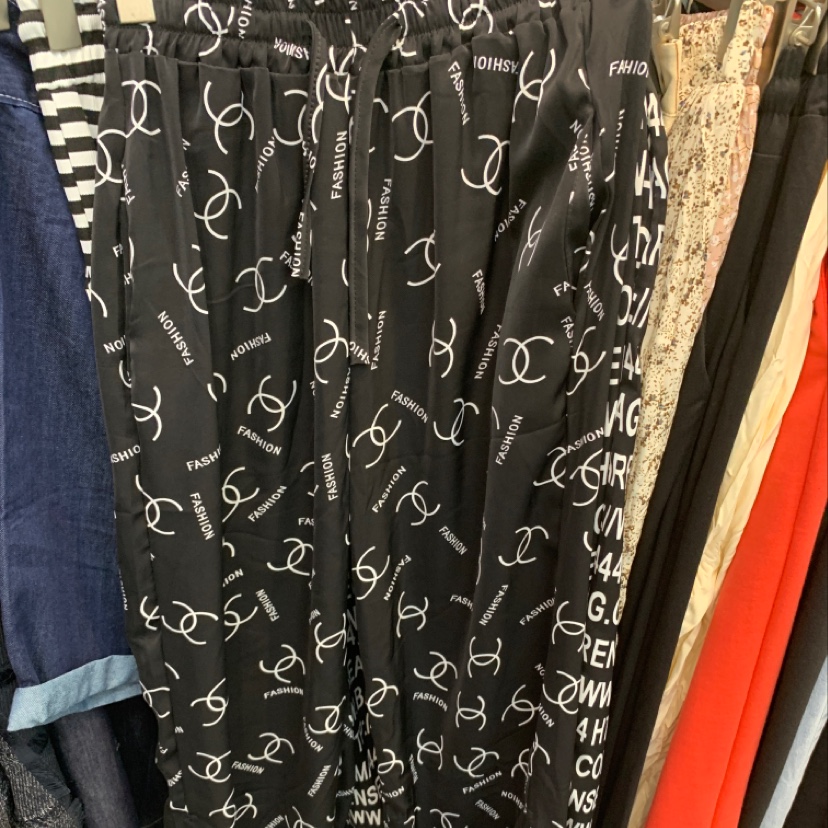 Letter pants