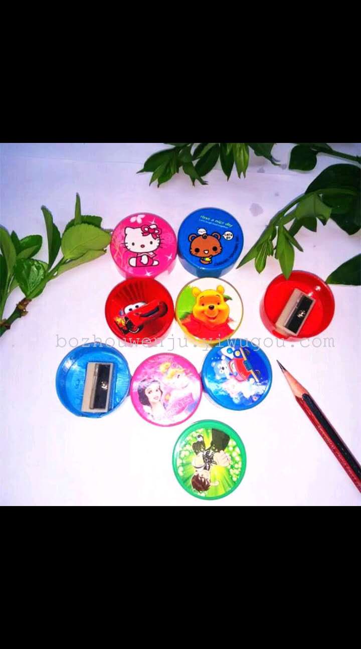 直径3.54公分平口，贴纸各种图案，塑料彩色卷笔刀详情图1