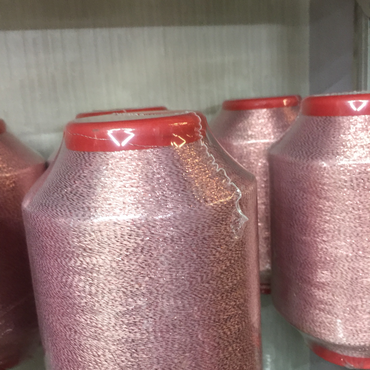 Extra fine gold and silver nylon and polyester, single package, double package, embroidery thread, uses (stockings, underwear, gloves, scarves, hats, wool yarn, headbands, etc.) 14 # white package powder
