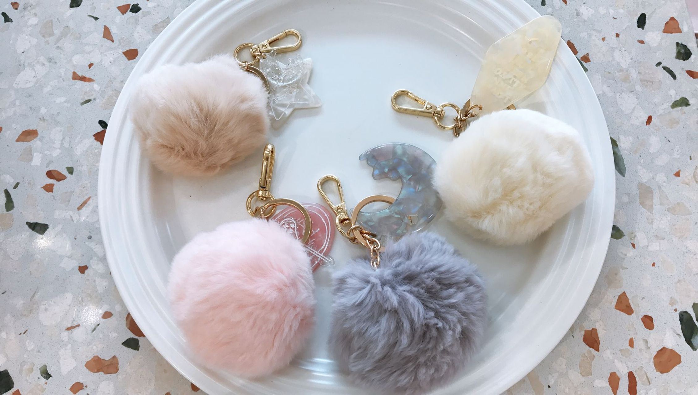 Yiwu Selection MAO Qiu pendant /8431