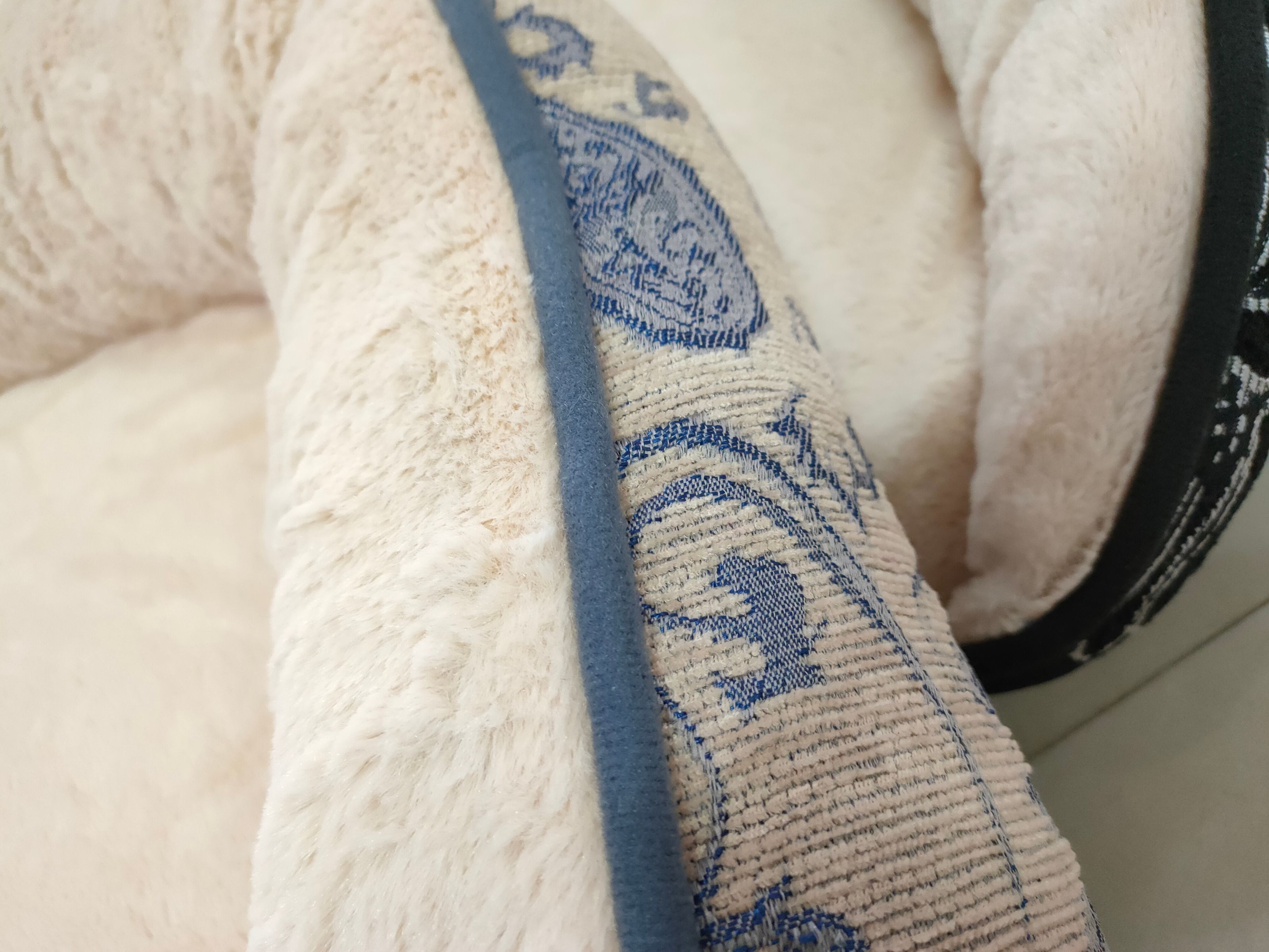 新款可拆洗四季通用小沙发猫窝泰迪贵宾等中小型犬宠物窝狗窝床垫详情图4