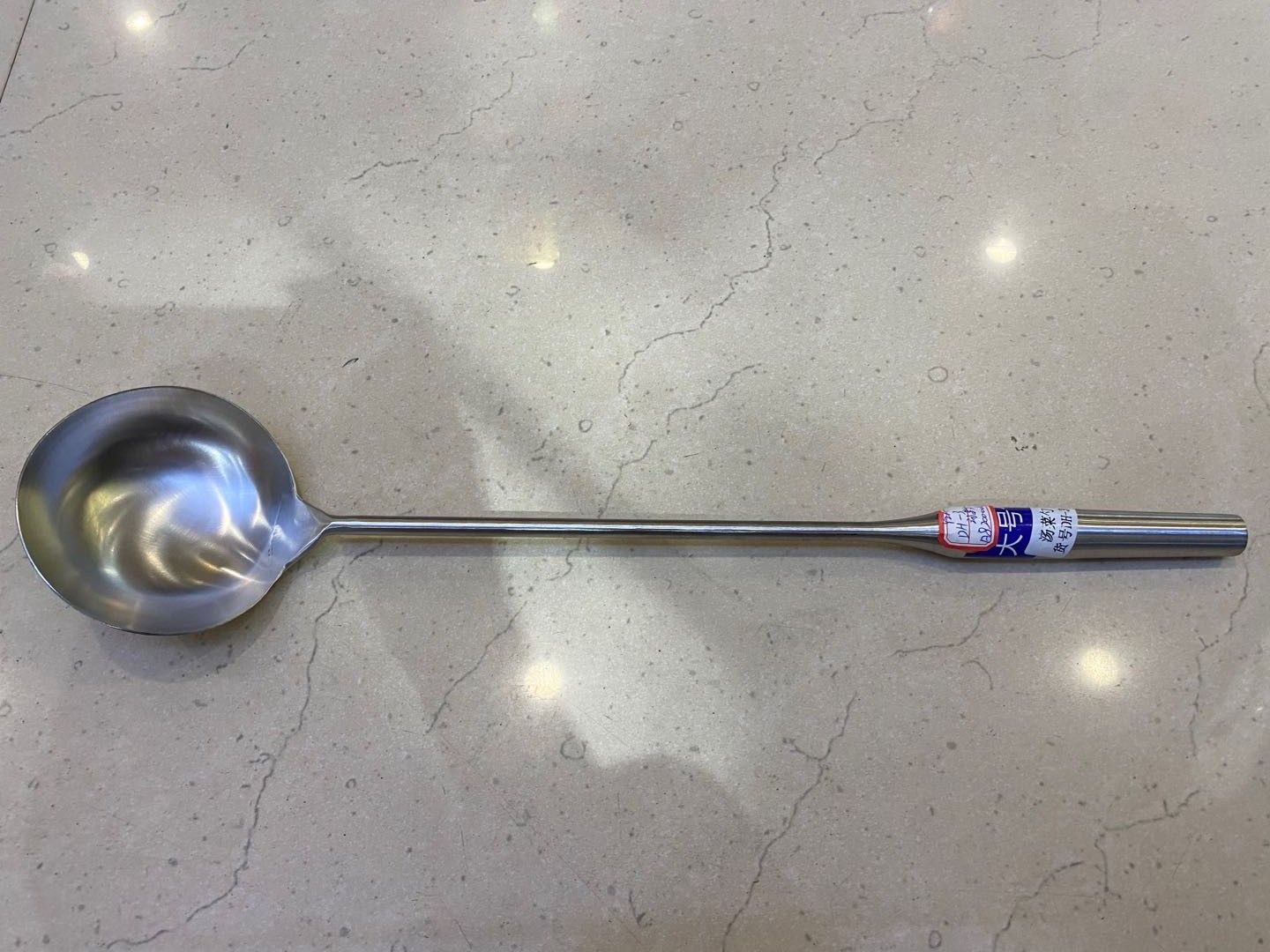 Stainless steel long-handled soup spoons, kitchenware, household large soup spoons, hot pot spoons, porridge spoons, spatulas with long handles