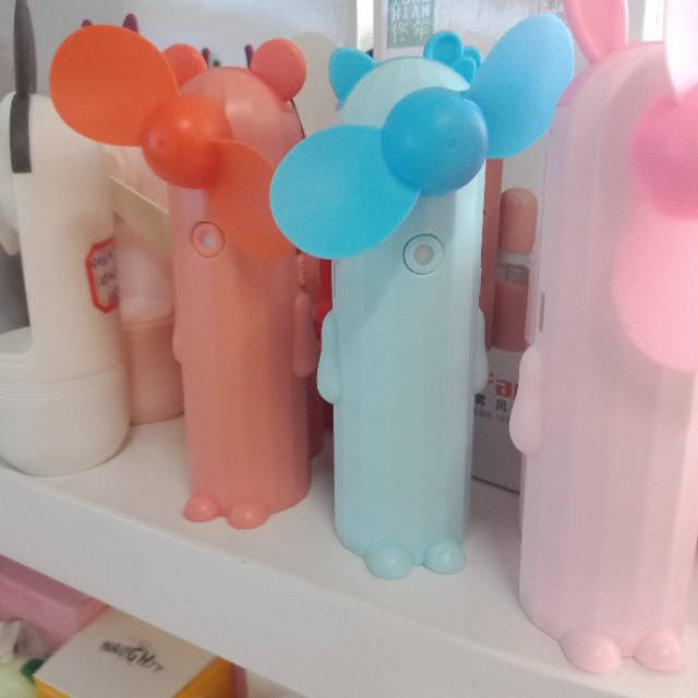 مروحة كهربائية صغيرة في USB الضحلة detail image 1