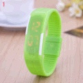 义乌厂家批发LED触屏电子手环手表 果冻情侣手表硅胶迷你运动表详情图6