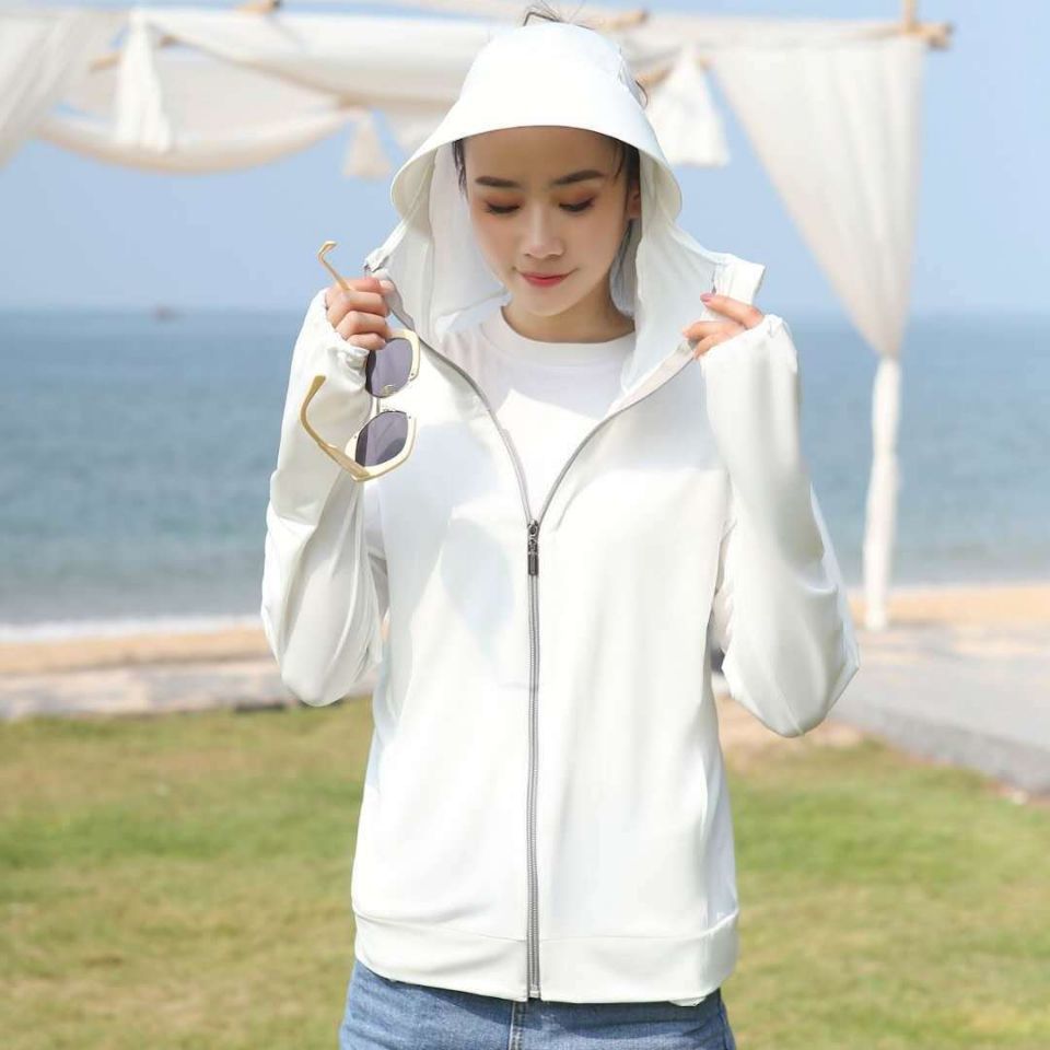 Women's hooded sun block 9