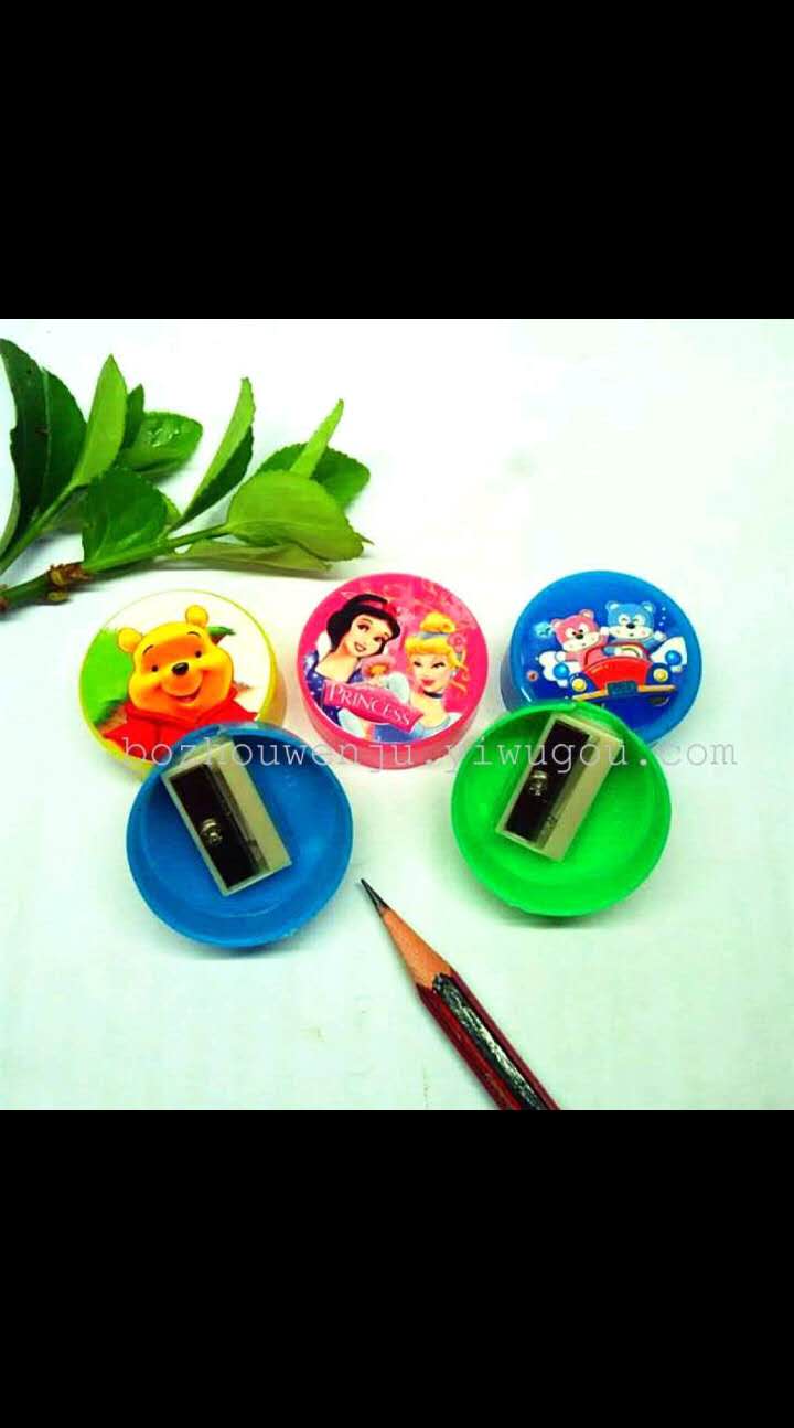 直径3.54公分平口，贴纸各种图案，塑料彩色卷笔刀详情图3