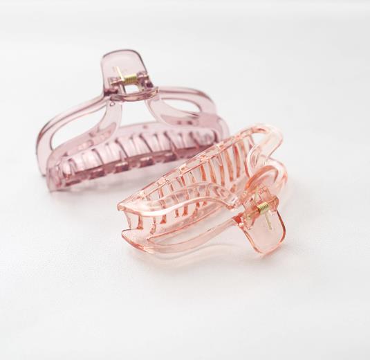 New transparent ins retro and versatile grab clip acrylic large hairpin, simple and basic ponytail hair grab for women Application Scenario