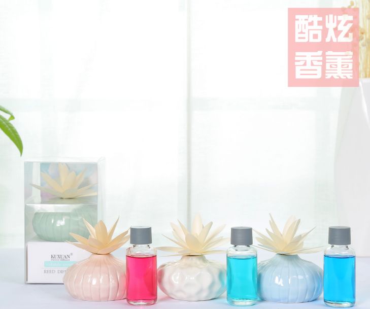 Flameless aromatherapy essential oil set, square bottle rattan Aromatherapy air Freshener