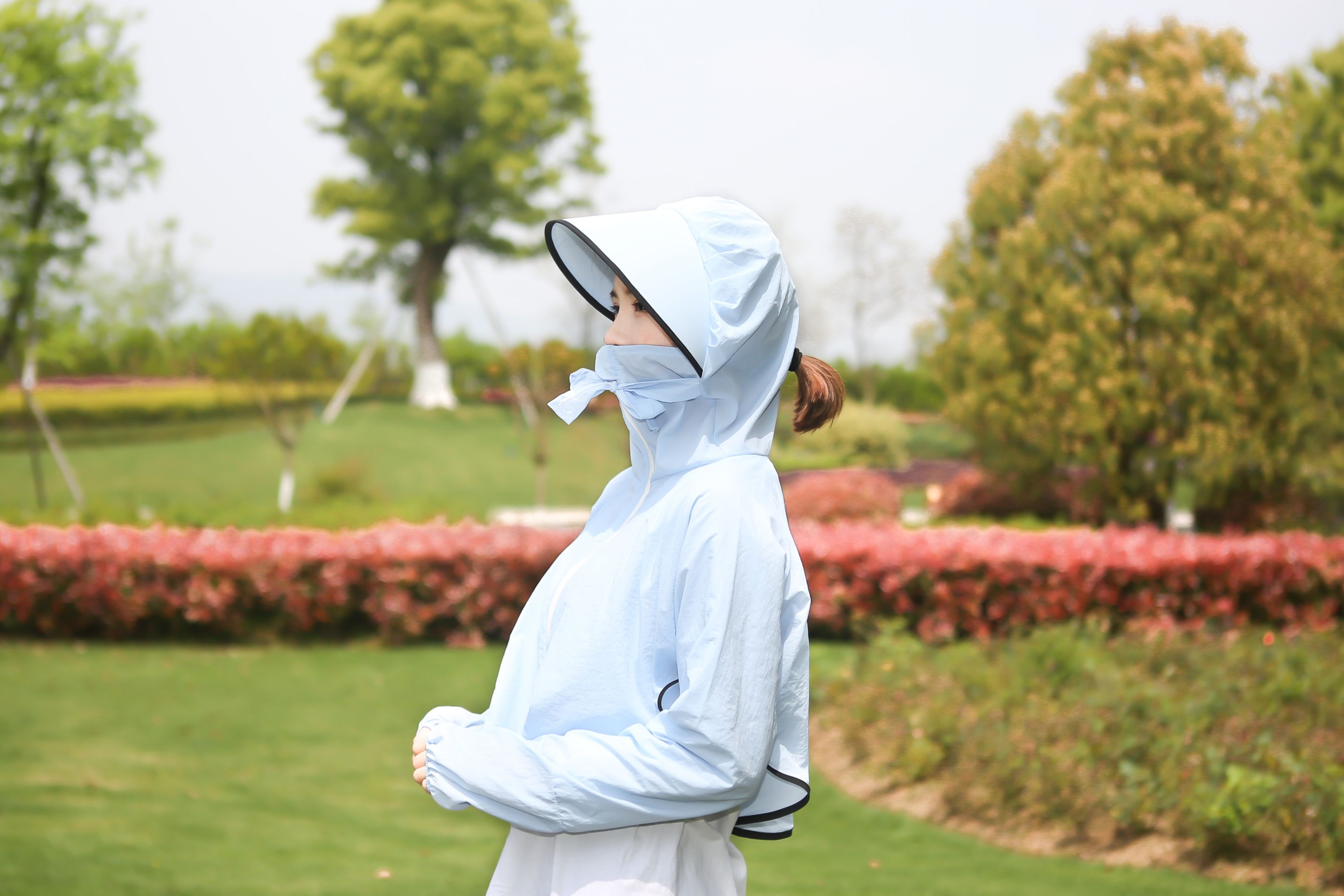 Nylon Hooded Sunscreen full figure