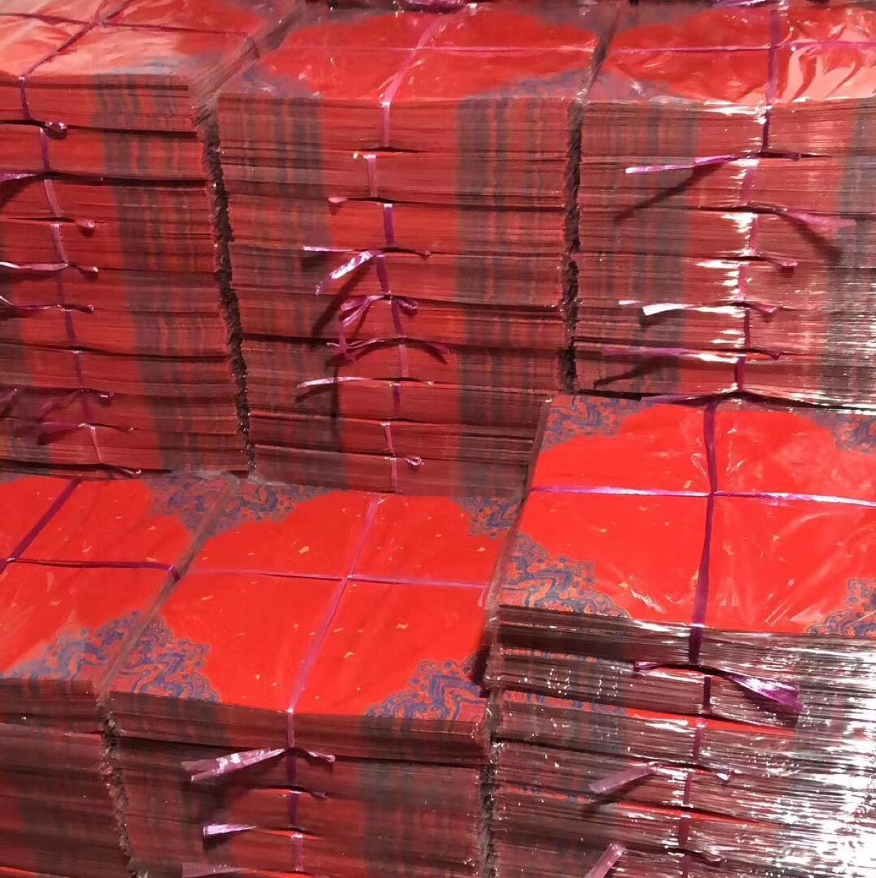 Customized handwritten Xuan paper gift advertisement couplet "Fu" character red envelope gift package 124