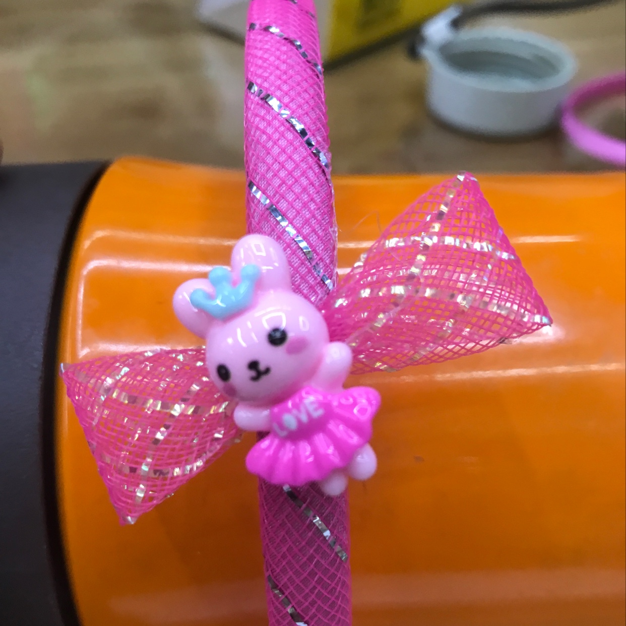 Resin jewelry, head jewelry rabbit