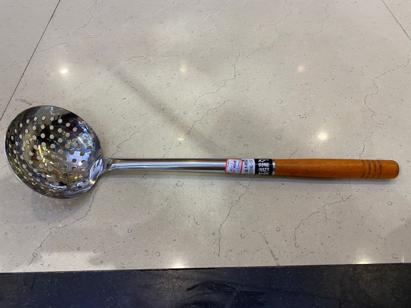 Stainless steel wooden handle strainer, kitchenware, large soup spoon, hot pot spoon, porridge spoon, spatula, long handle detail image 1