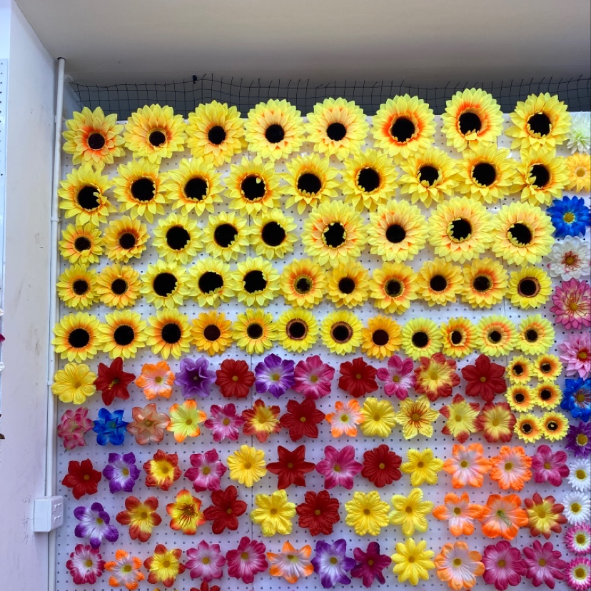 Qiaoqiang Silk Flower Accessories Store describe pic - 3