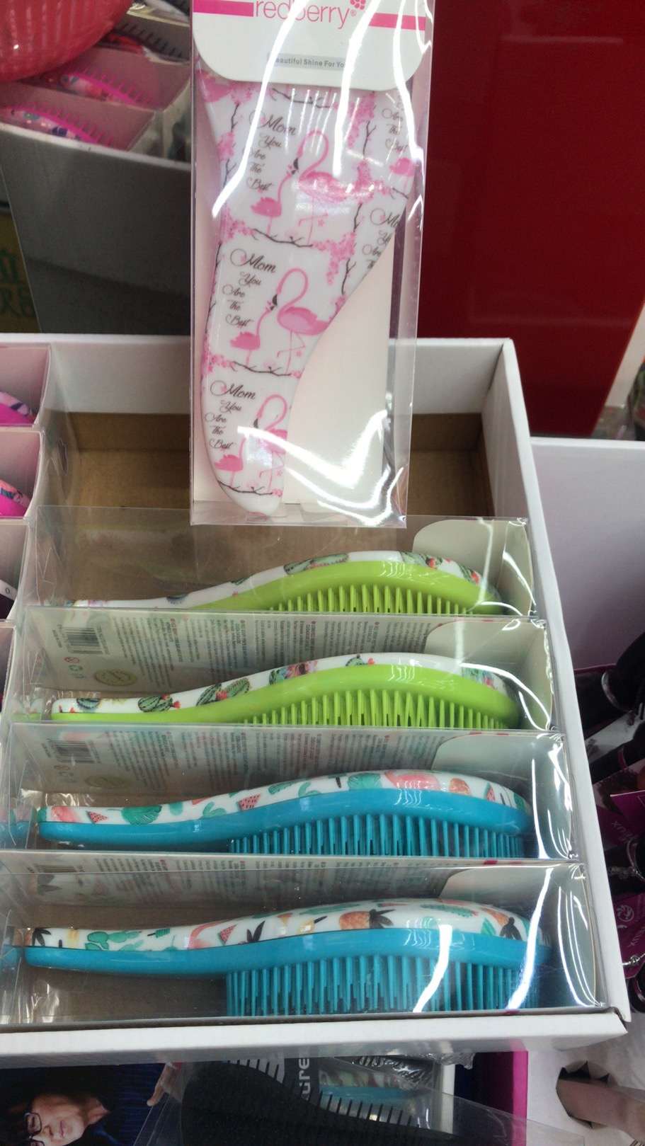 A large chicken leg comb for smooth hair Item Picture